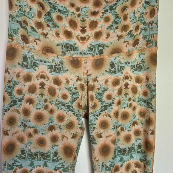 Teeki Sunflower Bells - Picture 2 of 6